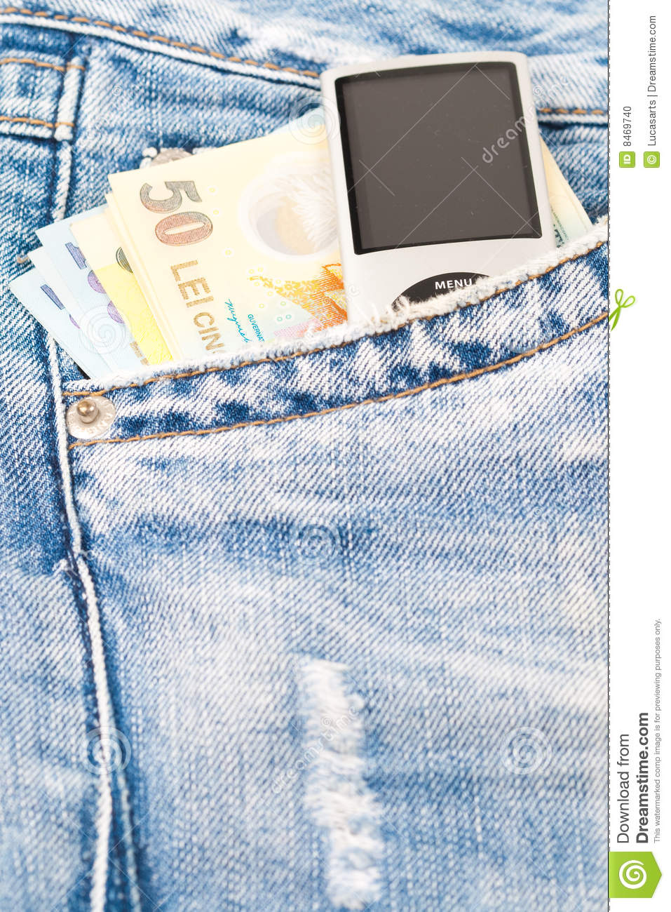 男孩街头走失巡警倾情相助家属送锦旗表感谢:太阳成tyc7111cc(图1) 太阳成tyc7111cc官网