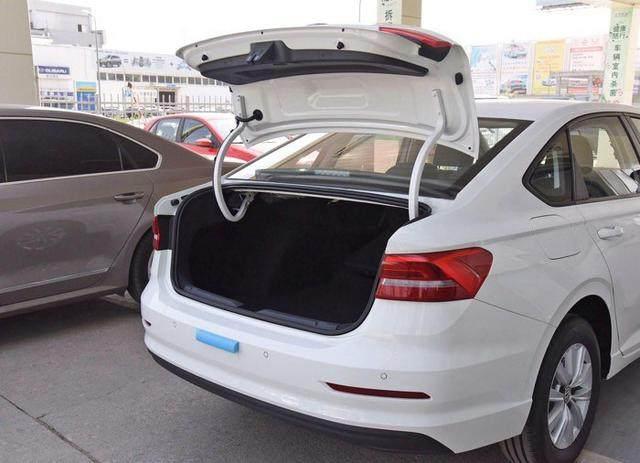 【太阳成tyc7111cc】县科技局到俄柳村指导村“两委”换届选举工作(图1) 太阳成tyc7111cc官网