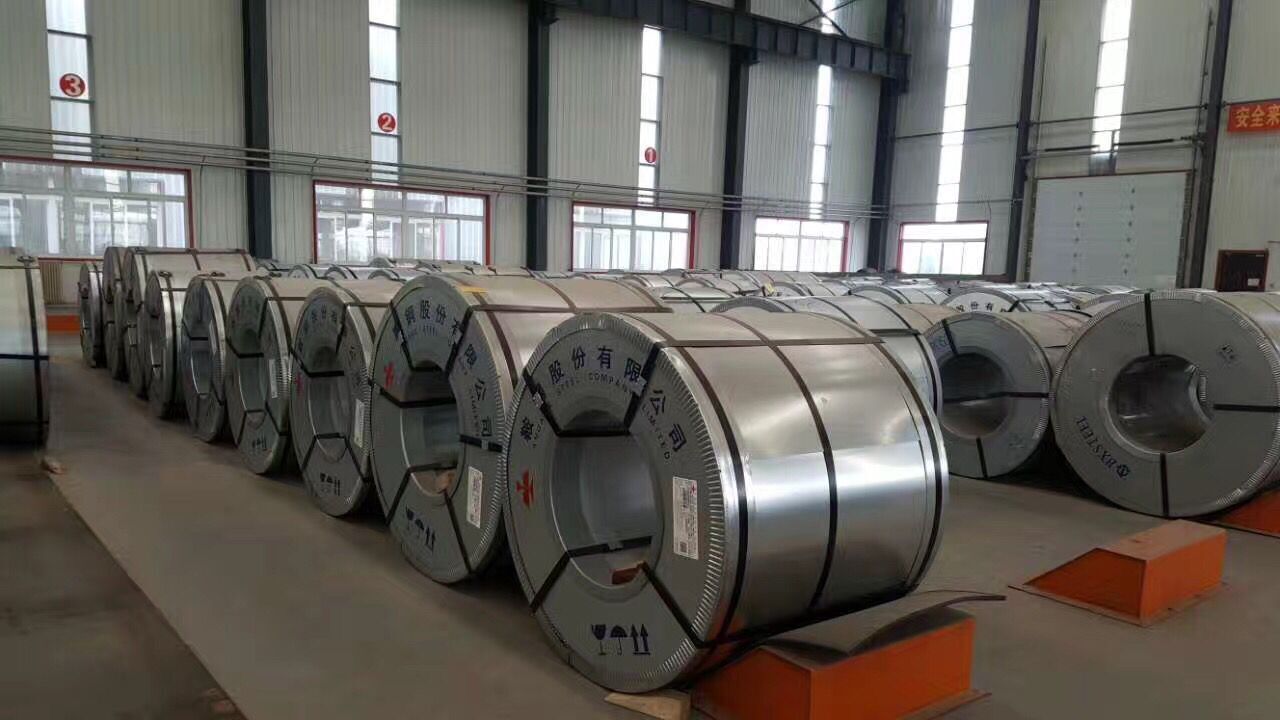 tyc7111cc太阳成集团:“检察蓝”守护“国旗红”迎70周年大庆(图2) tyc7111cc太阳成集团