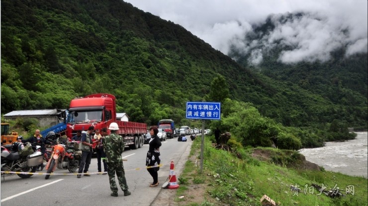 太阳成tyc7111cc官网-张柏芝德国遇狗仔无奈报警 谢霆锋发声首应婚变(图1) tyc7111cc太阳成集团