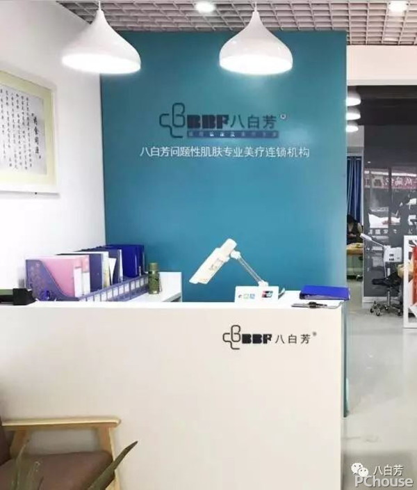 ‘太阳成tyc7111cc官网’钟山镇防疫“战士”:他们的名字是共产党员(图1) tyc7111cc太阳成集团