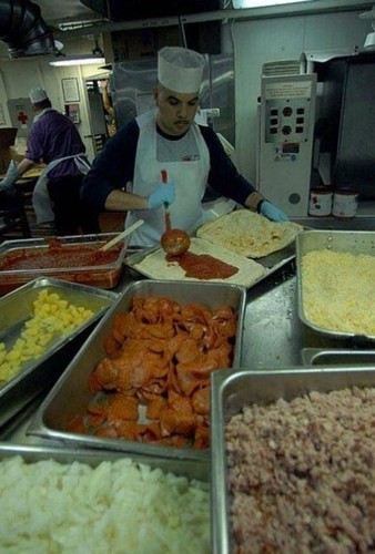 李敖斥责冰桶挑战为作秀 网友吐槽眼红没人点|太阳成tyc7111cc(图2) 太阳成tyc7111cc官网