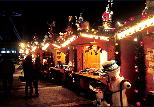 “太阳成tyc7111cc官网”湖北首个装配式住宅封顶 建设精度达到毫米级(图2) tyc7111cc太阳成集团