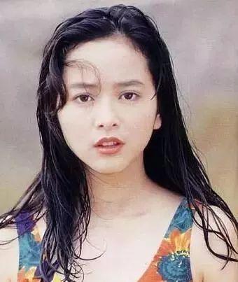 【太阳成tyc7111cc官网】李嘉诚折价出售740套香港楼盘 9小时套现43亿元(图1) 太阳成tyc7111cc官网