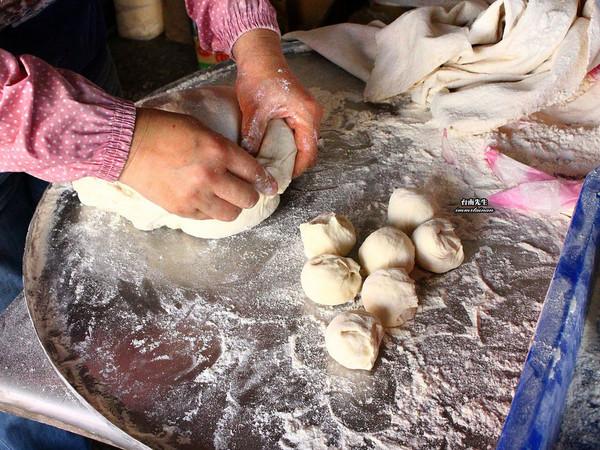 看房人“空中餐厅”就餐 玻璃地板突爆裂‘太阳成tyc7111cc’(图3) 太阳成tyc7111cc官网